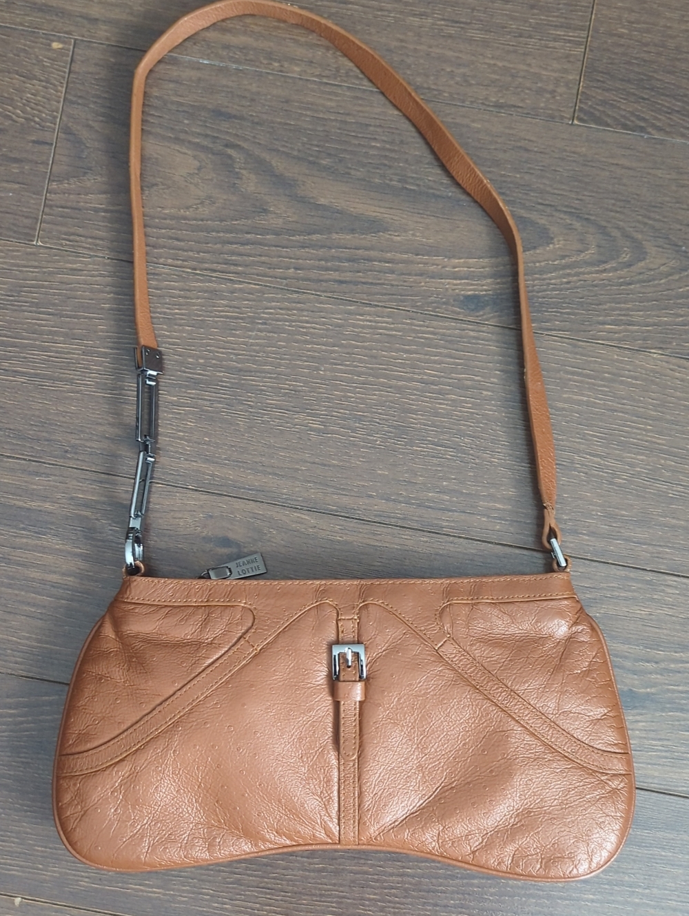 JEANNE LOTTIE Women’s Tan Leather Shoulder Bag - Picture 5 of 12